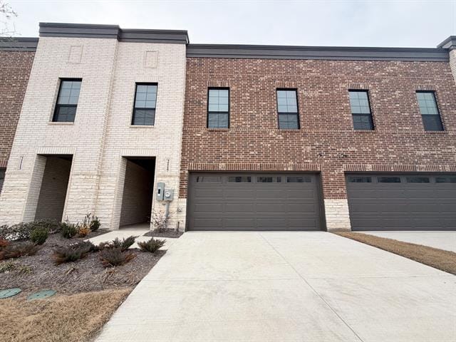 property at 2117 Layla Dr