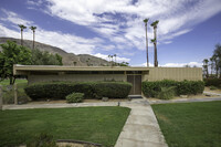 72493 El Paseo in Palm Desert, CA - Foto de edificio - Building Photo