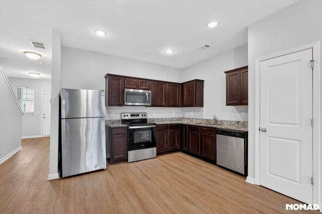 6367 Kennonbriar Ct in Lithonia, GA - Building Photo - Building Photo