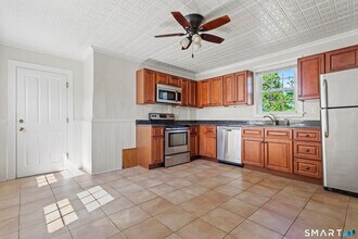 6 Church St in Stonington, CT - Building Photo - Building Photo