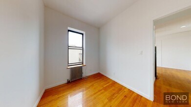 214 First Avenue in Manhattan, NY - Building Photo - Building Photo