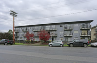 Lori Ann Apartments in New Westminster, BC - Building Photo - Building Photo