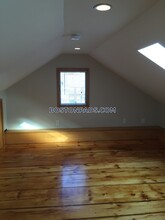 132 Columbia St-Unit -2 in Cambridge, MA - Building Photo - Building Photo