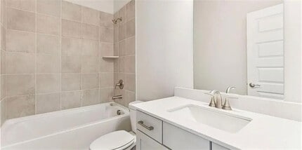 403 Elise Wy in Lawrenceville, GA - Building Photo - Building Photo