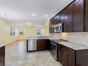 16901 Colony Lakes Blvd in Ft. Myers, FL - Building Photo - Building Photo