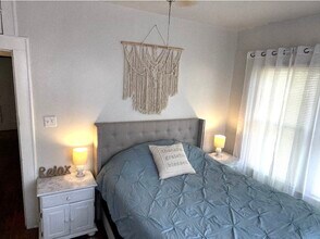 5201 Avenue O 1/2 in Galveston, TX - Building Photo - Building Photo