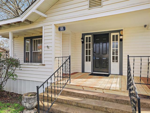 105 E Hunt St in Leonard, TX - Building Photo - Building Photo