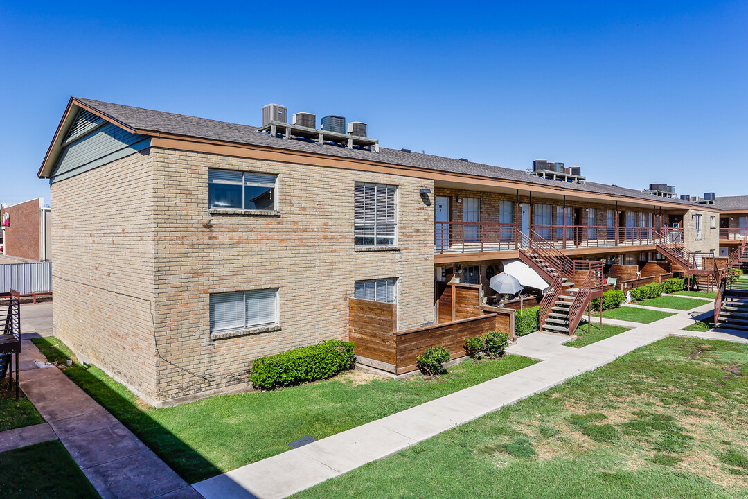 Stone Ridge Apartments in Greenville, TX - Building Photo