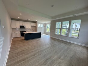 413 Queenview Ln in Charleston, SC - Building Photo - Building Photo