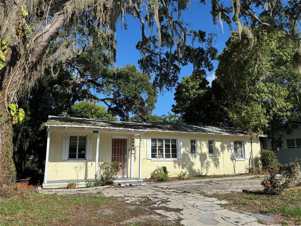 2523 19th St S in St. Petersburg, FL - Building Photo