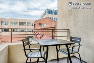 25 S Oak Knoll Ave in Pasadena, CA - Building Photo - Building Photo