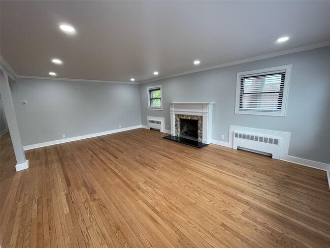 411 E Walnut St in Long Beach, NY - Building Photo - Building Photo