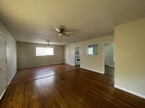 1238 Dona Dr in Corpus Christi, TX - Building Photo - Building Photo