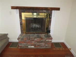 22 Garnet Park Rd in Madison, CT - Building Photo - Building Photo