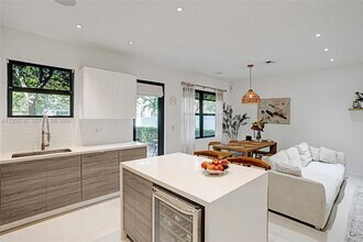 650 NE 193rd Terrace in Miami, FL - Building Photo - Building Photo