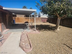 4726 Madrigal Way in Las Vegas, NV - Building Photo - Building Photo