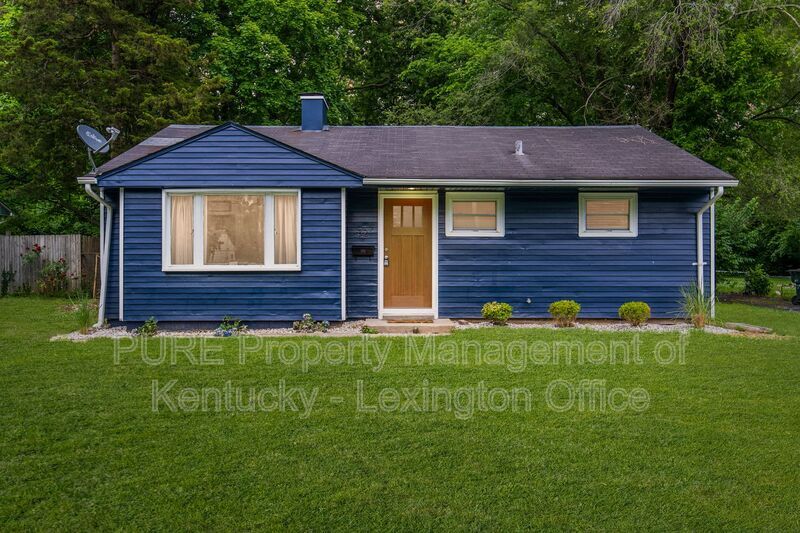 321 Mockingbird Ln in Lexington, KY - Building Photo