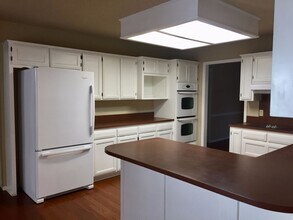 2315 E Kantz Ln in Fayetteville, AR - Foto de edificio - Building Photo