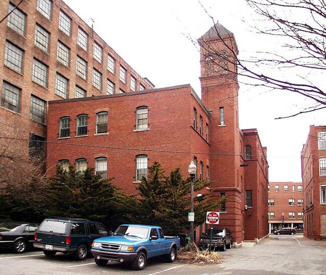 18-22 Essex St in Haverhill, MA - Foto de edificio - Other