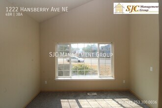 1222 Hansberry Ave NE in Orting, WA - Building Photo - Building Photo