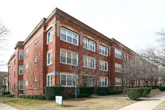 908-922 Main Street in Evanston, IL - Foto de edificio - Building Photo