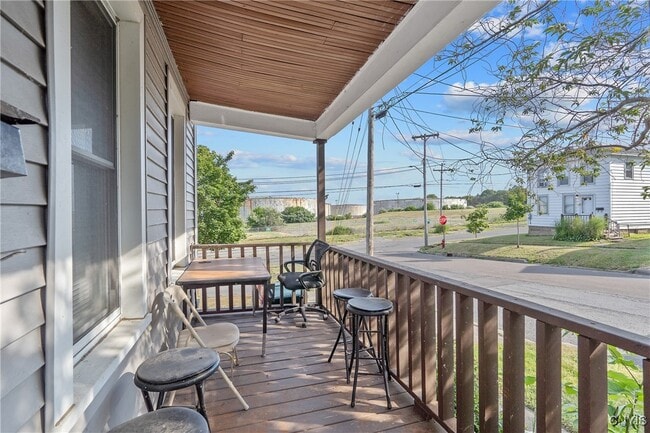 4 Porter St in Oswego, NY - Building Photo - Building Photo
