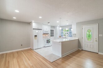 4511 S Cameron Ave in Tampa, FL - Building Photo - Building Photo