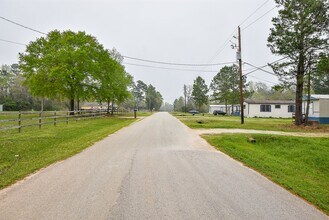 12858 Roy Harris Loop in Conroe, TX - Building Photo - Building Photo