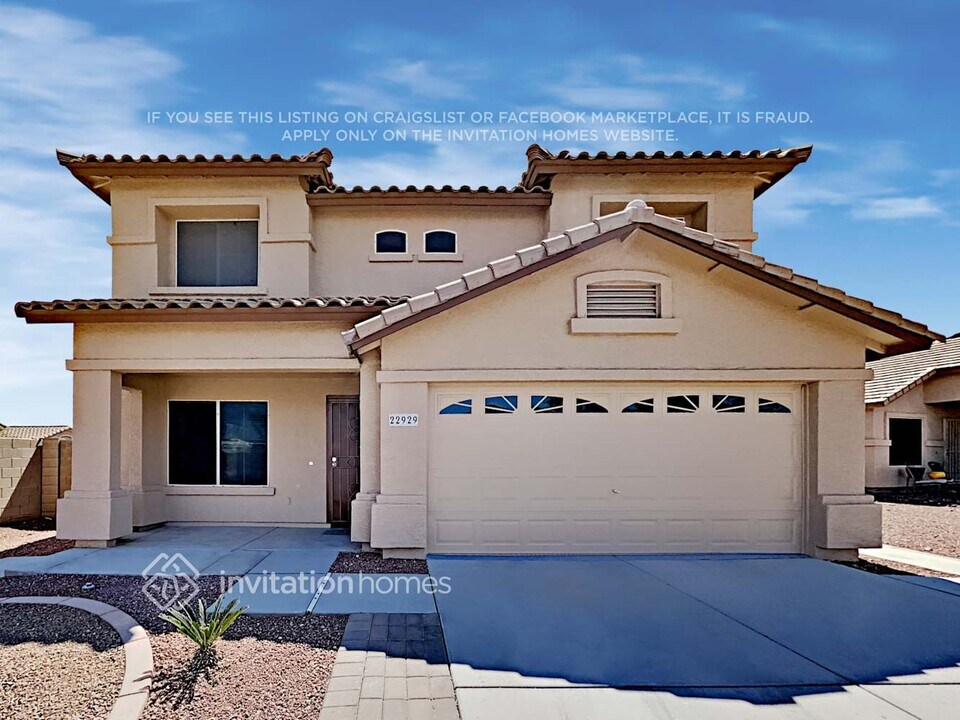 22929 W Cantilever St in Buckeye, AZ - Building Photo