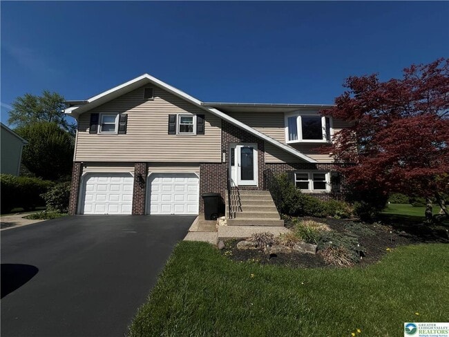 property at 3071 Athena Dr