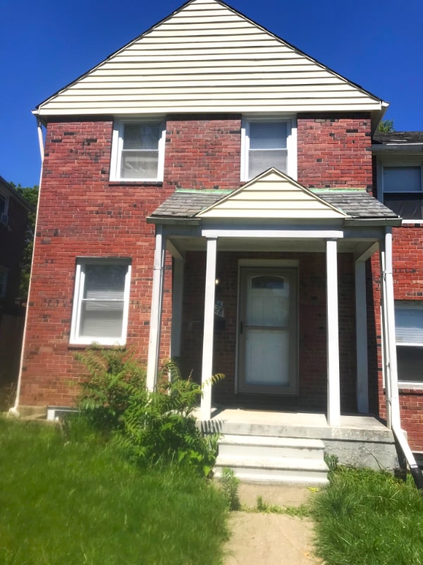 property at 928 Argonne Dr