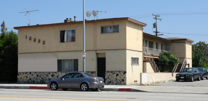 12222 W Washington Blvd in Los Angeles, CA - Building Photo - Building Photo