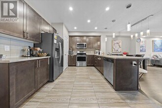 14 Hackney Private in Ottawa, ON - Building Photo - Building Photo