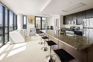 1405 S Fern St in Arlington, VA - Building Photo