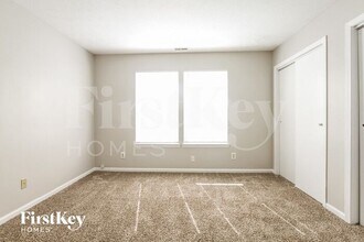 8332 Country Meadows Dr in Indianapolis, IN - Building Photo - Building Photo