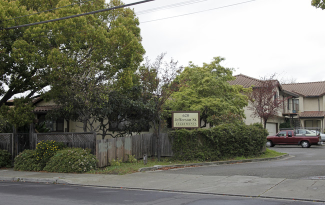 Jefferson St Apartments in Hayward, CA - Building Photo - Building Photo