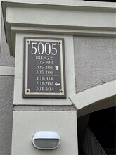 5005 Wiles Rd in Coral Springs, FL - Building Photo - Building Photo