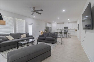 112 S Broyles Ave in Fayetteville, AR - Building Photo - Building Photo