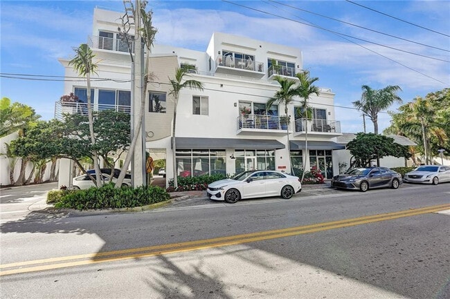 110 SE 2nd St in Delray Beach, FL - Building Photo - Building Photo