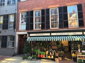 38 W Cedar St, Unit 3 in Boston, MA - Building Photo