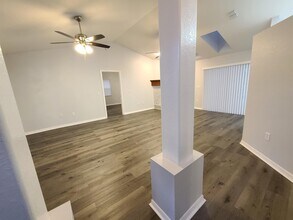 10350 Calico Warbler Ave in Spring Hill, FL - Building Photo - Building Photo