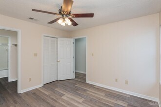 7224 Lago Vista Ct in Pensacola, FL - Building Photo - Building Photo