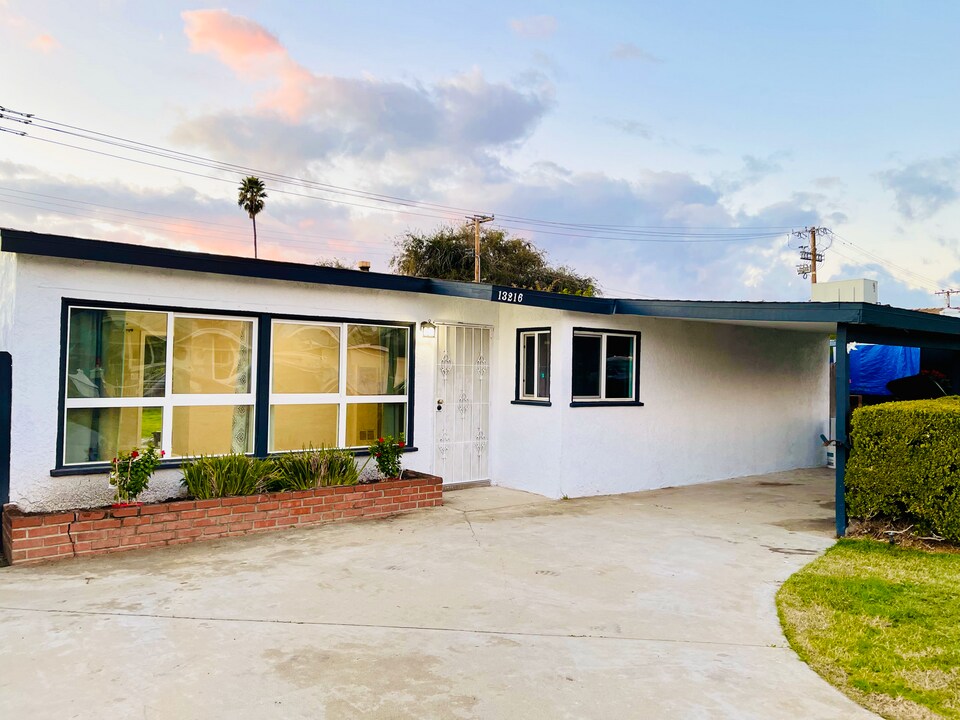 13216 Benson Ave in Chino, CA - Building Photo