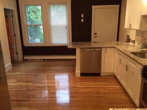 227 Norfolk St, Unit 3T in Cambridge, MA - Building Photo - Building Photo