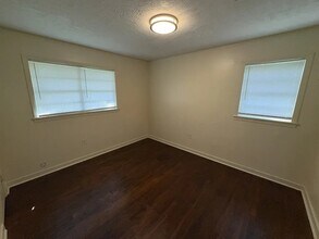 2615 Hillside Dr in Jackson, MS - Building Photo - Building Photo