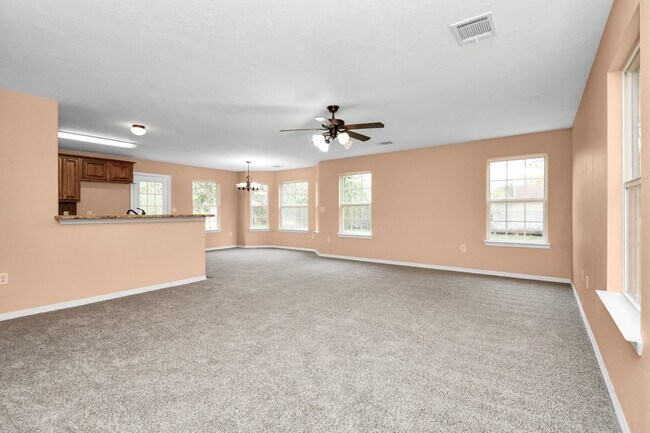 816 Erie St in Edna, TX - Building Photo - Building Photo