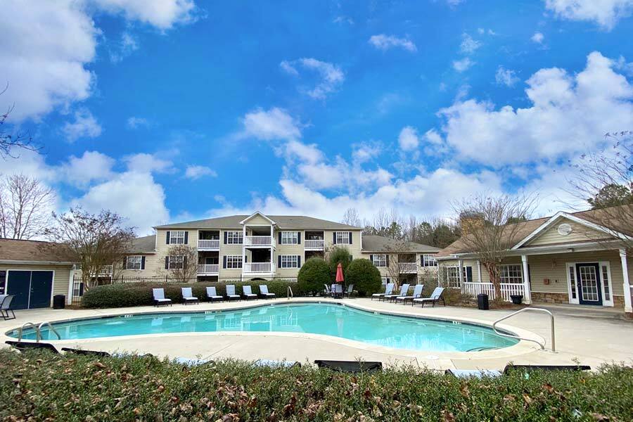 Audubon Crest Apartments in Oakwood, GA - Building Photo