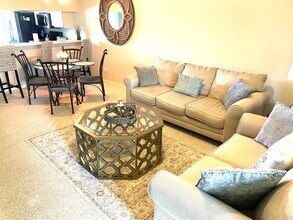 12501 Cold Stream Dr, Unit #408 in Ft. Myers, FL - Building Photo - Building Photo