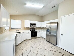 8609 Brixton Ct in Jacksonville, FL - Building Photo - Building Photo