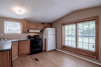 1345 FM 405 in Huntsville, TX - Building Photo - Building Photo